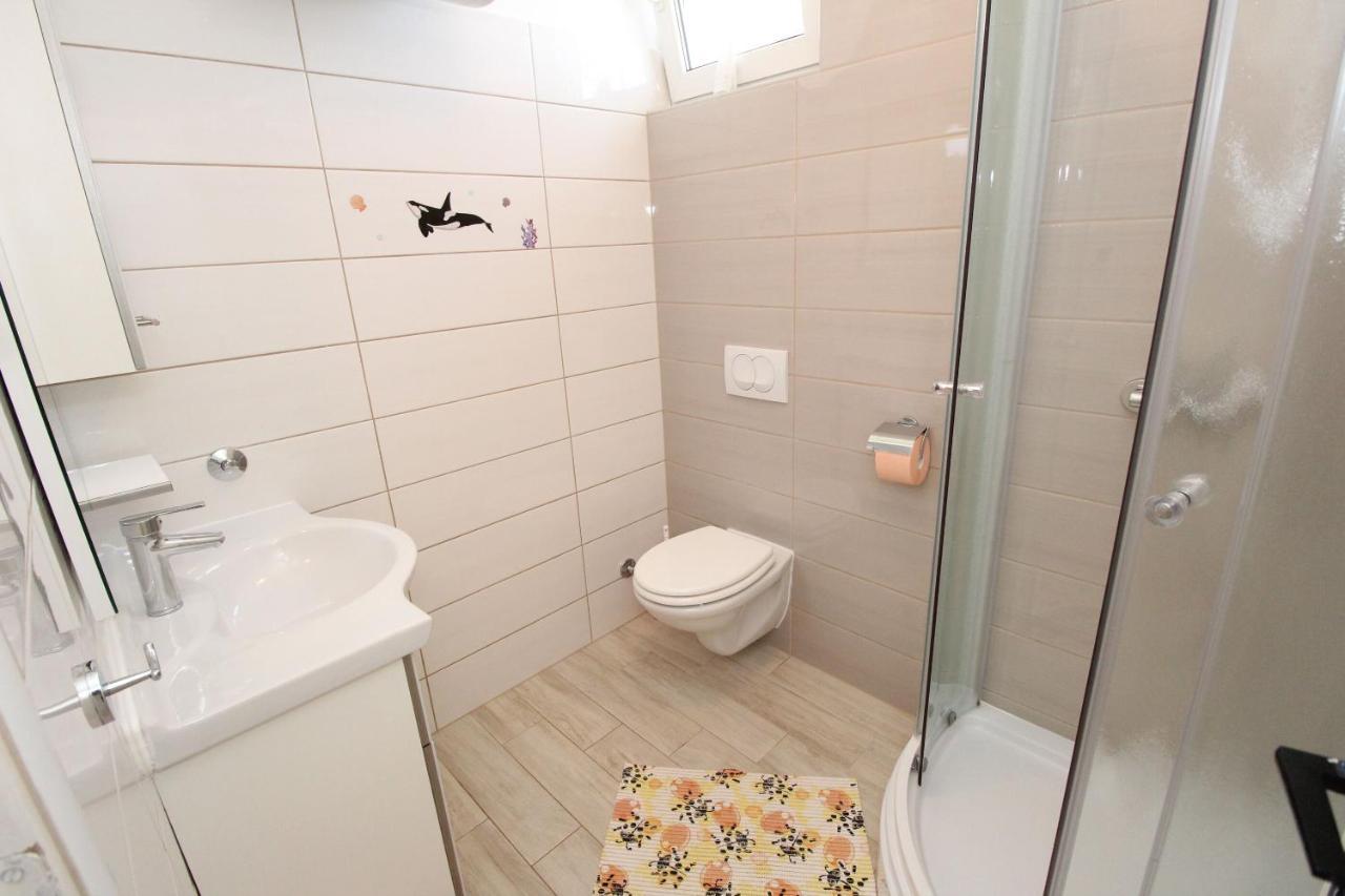Apartment Marija Kolan Eksteriør billede